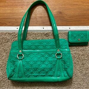 Vera Bradley Green Quilted Women Bag Matching wallet Like new condition No flaws